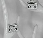 Mooie witte radio oorknopjes NIEUW, Ophalen of Verzenden, Nieuw, Wit, Knopjes of Stekers