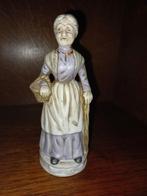 Beeldje Oma met Mand, Antiek en Kunst, Ophalen
