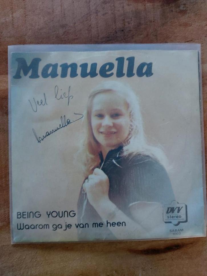 Manuella Being Young  met Handtekening, Cd's en Dvd's, Vinyl | Nederlandstalig, Gebruikt, Levenslied of Smartlap, Overige formaten