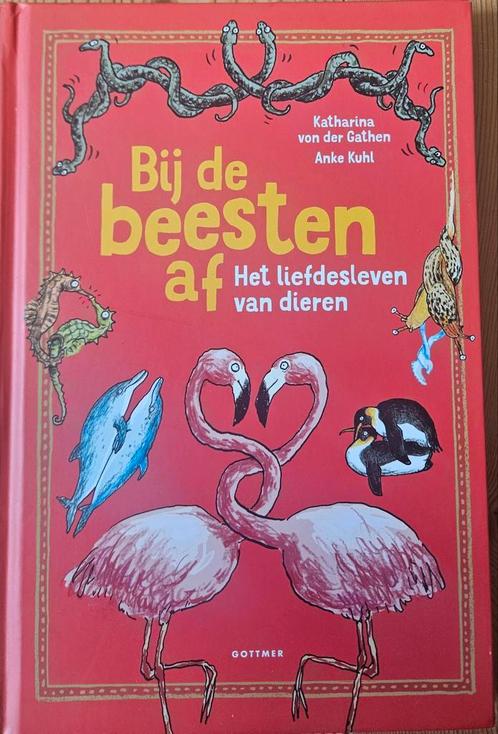 Bij de beesten af - Het liefdesleven van dieren, Boeken, Kinderboeken | Jeugd | 10 tot 12 jaar, Zo goed als nieuw, Ophalen of Verzenden