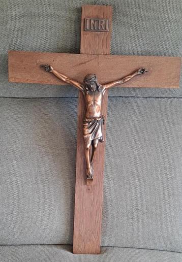 Groot houten XL kruis met Jezus. 59,5cm.x 40cm. Mooie staat. beschikbaar voor biedingen