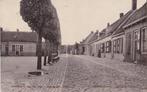 Biezelinge 1905 tulpkaart Dorpstraat huizen met luiken, Verzamelen, Ansichtkaarten | Nederland, Verzenden, Voor 1920, Gelopen