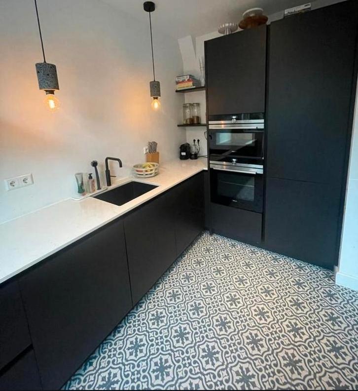 Nobilia keuken met composieten blad incl.apparatuur+Garantie, Huis en Inrichting, Keuken | Complete keukens, Zo goed als nieuw