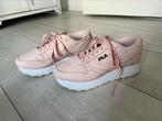 Lichtroze sneakers met dikke zool van Fila, Kleding | Dames, Verzenden, Roze, Fila, Sneakers of Gympen