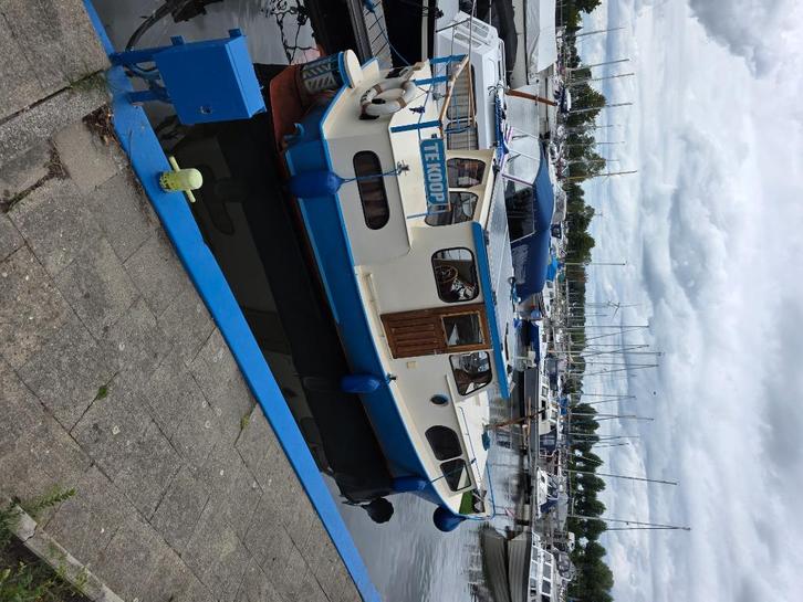 Motorboot PAX 8.5, Watersport en Boten, Motorboten en Motorjachten, Gebruikt, Staal, 6 tot 9 meter, Diesel, Binnenboordmotor, 30 tot 50 pk