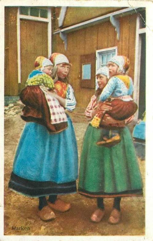 (300-436-055) Marken, Verzamelen, Ansichtkaarten | Nederland, Noord-Holland, Verzenden
