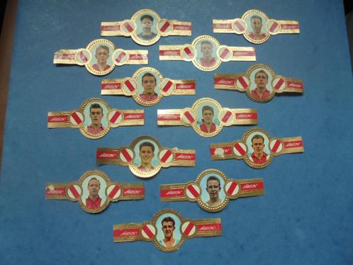 13 Sigarenbanden oud voetballers AJAX Amsterdam, Verzamelen, Rookartikelen, Aanstekers en Luciferdoosjes, Gebruikt, Sigarenbandjes
