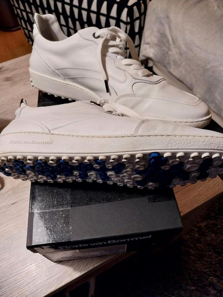 Floris van bommel maat 10, Kleding | Heren, Schoenen, Zo goed als nieuw, Wit, Verzenden
