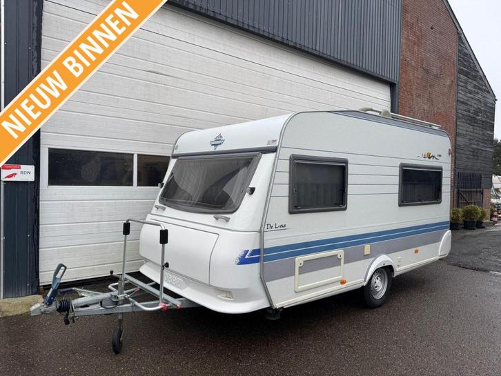 Hobby De luxe Easy 400 SF + voortent, Caravans en Kamperen, Caravans, Bedrijf, tot en met 4, 750 - 1000 kg, Treinzit, Hobby, Dwarsbed
