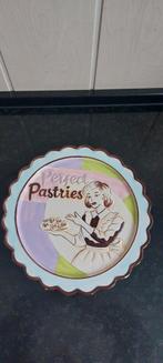 Taartschalen Perfect Pastries, Huis en Inrichting, Porselein of Keramiek, Schaal, Rond, Ophalen of Verzenden