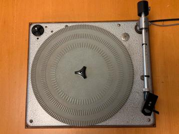 SRT 605 turntable All Balance Tonearm beschikbaar voor biedingen