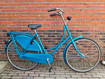 Omafiets beschikbaar voor biedingen