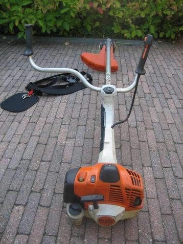 Stihl FS560 C FS560C Bosmaaier 57,1 CC Maaikop Benzine beschikbaar voor biedingen