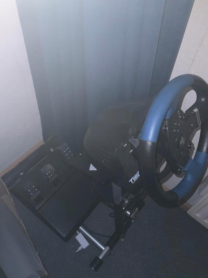 Thrustmaster T150 Racestuur, Spelcomputers en Games, Spelcomputers | Sony PlayStation Consoles | Accessoires, Gebruikt, Stuur of Pedalen