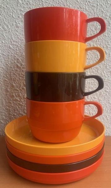 Mepal 4x kop en schotel (retro/vintage) beschikbaar voor biedingen