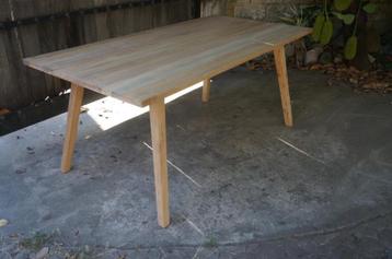 Eettafel Teakhout 80x160x78cm voor binnen en buiten beschikbaar voor biedingen