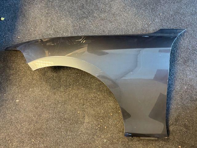 BMW 2 Serie F22 F23 Coupe Cabrio Scherm Spatbord Links, Auto-onderdelen, Carrosserie en Plaatwerk, Spatbord, BMW, Links, Gebruikt