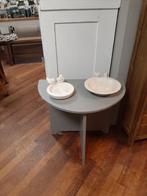 Halfrond  grijs tafeltje / sidetable, 55 tot 75 cm, Zo goed als nieuw, Overige vormen, Hout