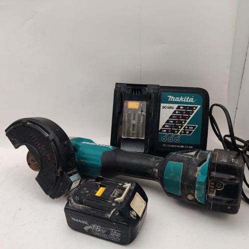 Makita DGA504z || 2 Accu's en Lader NU voor 199.99, Audio, Tv en Foto, Accu's en Batterijen, Ophalen