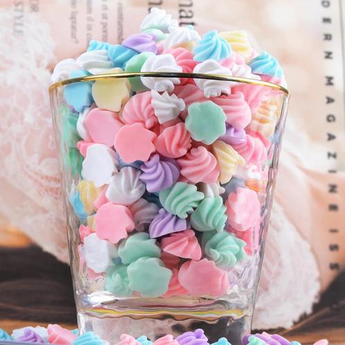 50 Kunst Snoepjes / Nep Sier Snoep Voedsel Schuimpjes, Sieraden, Tassen en Uiterlijk, Overige Accessoires, Nieuw, Verzenden