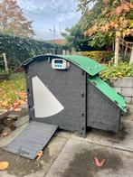 Nestera ‘House’ met automatische opener en mestlade, Ophalen of Verzenden, Zo goed als nieuw, Kippenhok of Kippenren