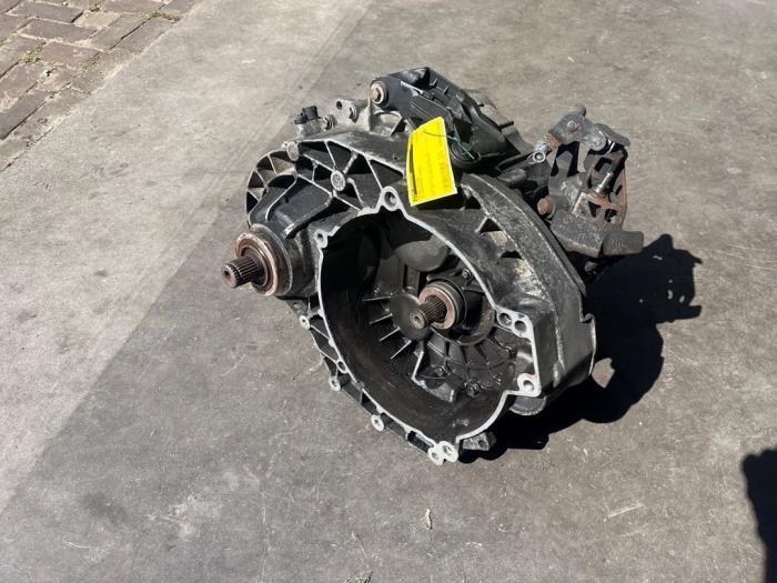 Versnellingsbak van een Volkswagen Transporter, Auto-onderdelen, Transmissie en Toebehoren, Volkswagen, Gebruikt, 3 maanden garantie
