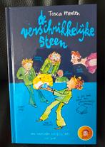 Boek De Verschrikkelijke Steen - Tosca Menten, Ophalen of Verzenden, Zo goed als nieuw, Tosca Menten, Fictie algemeen