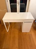 Ikea Micke Bureau - Wit, Huis en Inrichting, Bureaus, Ophalen, Gebruikt, Bureau