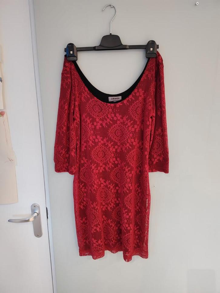 Rode Zalando Jurk - Maat M, Kleding | Dames, Jurken, Gedragen, Maat 38/40 (M), Rood, Knielengte, Ophalen of Verzenden