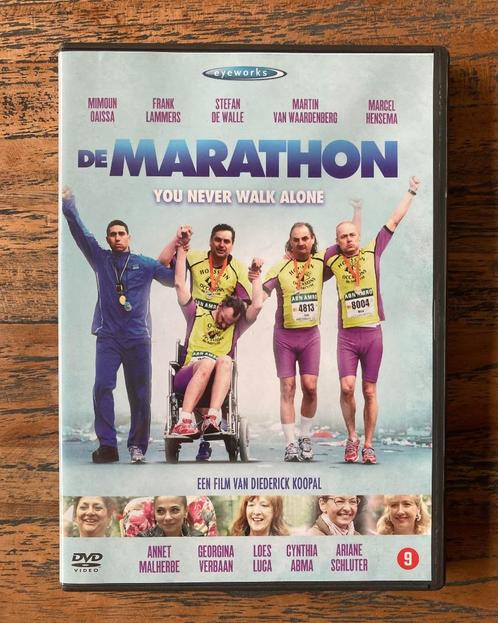 DVD "De Marathon"! Als NIEUW!, Cd's en Dvd's, Dvd's | Komedie, Zo goed als nieuw, Overige genres, Vanaf 9 jaar, Ophalen of Verzenden