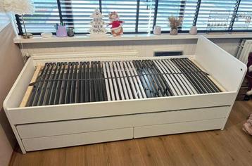 IKEA SLÄKT bedframe 90x200 met onderbed, opberger en matras - afbeelding 2