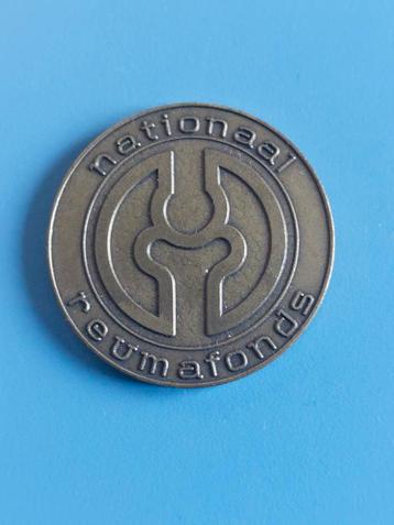 Penning nationaal reumafonds  beschikbaar voor biedingen