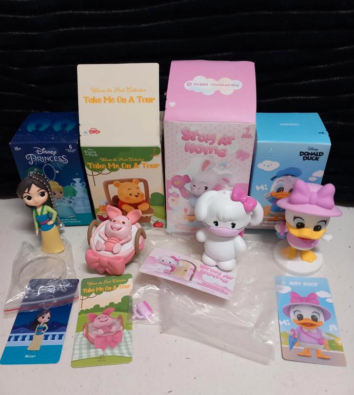 4x Miniso Blindbox Disney Knorretje Pooh Mulan Daisy Mikko, Verzamelen, Disney, Nieuw, Beeldje of Figuurtje, Overige figuren, Ophalen of Verzenden