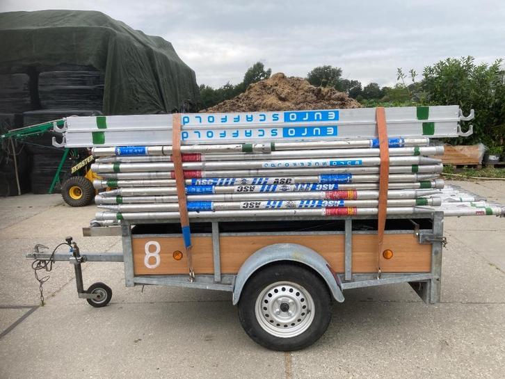 Te Huur Steiger, Doe-het-zelf en Verbouw, Steigers, Zo goed als nieuw, Rolsteiger of Kamersteiger, 5 meter of hoger, Ophalen of Verzenden