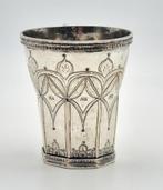 Verzilverde beker met neogotische decoratie, ca. 1890, Antiek en Kunst, Ophalen of Verzenden