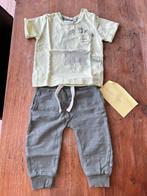 2x setje feetje maat 74, Kinderen en Baby's, Babykleding | Maat 74, Gebruikt, Ophalen of Verzenden, Setje, Feetje