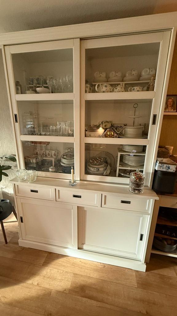 IKEA Buffetkast - Stijlvol en Praktisch in zeer goede staat, Huis en Inrichting, Kasten | Buffetkasten, Gebruikt, 200 cm of meer