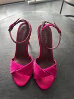 Prachtige hak voor de feestdagen, Kleding | Dames, Schoenen, Ophalen of Verzenden, Zo goed als nieuw, Roze