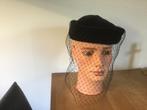 Vintage zwart velours dameshoedje met voile - Marida, Ophalen of Verzenden