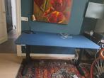 Zit-sta bureau bekant, Huis en Inrichting, Bureaus, Ophalen, In hoogte verstelbaar, Zo goed als nieuw