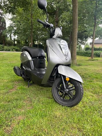 sym mio eerste eigenaar nieuwstaat beschikbaar voor biedingen