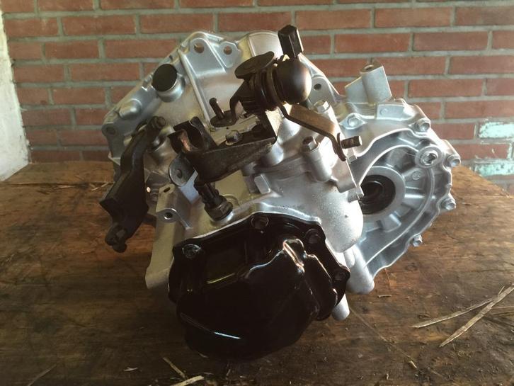 Suzuki Swift versnellingsbakken, Auto-onderdelen, Transmissie en Toebehoren, Suzuki, Gebruikt, Ophalen of Verzenden