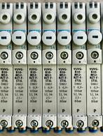 FESTO - VTUG Ventieleiland - 12x VUVG Magneetventiel, Hobby en Vrije tijd, Elektronica-componenten, Ophalen of Verzenden, Zo goed als nieuw