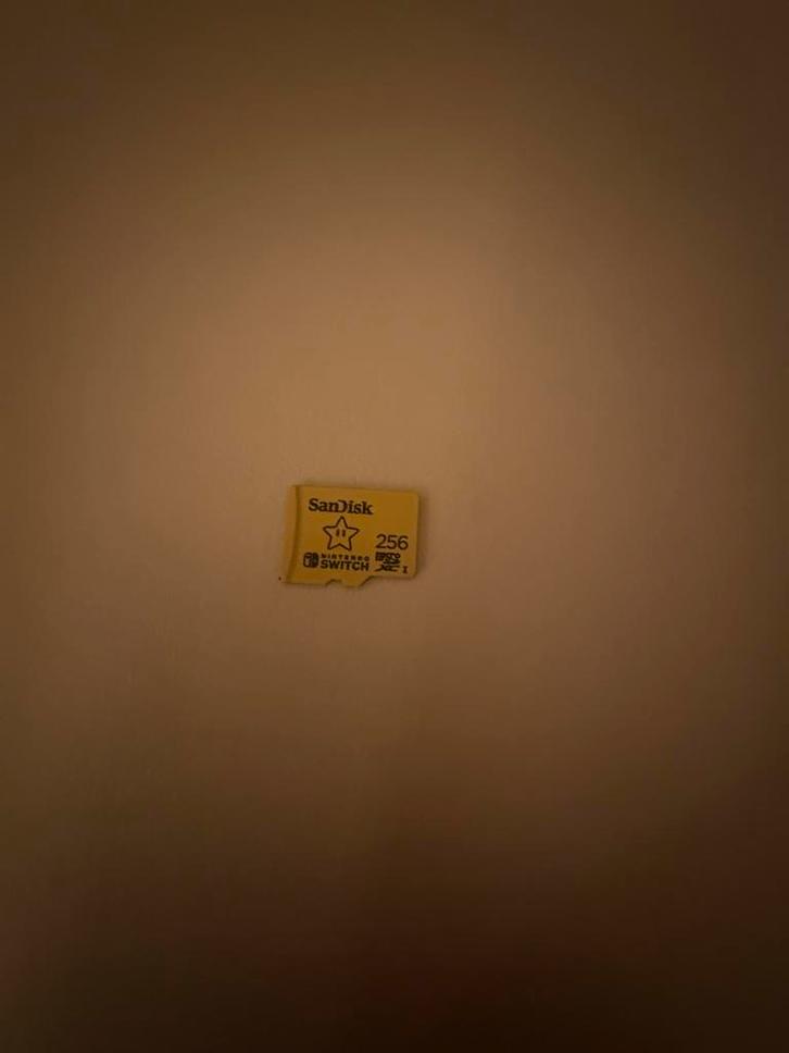 Nintendo Switch Micro SD kaart - 256GB, Spelcomputers en Games, Spelcomputers | Nintendo Consoles | Accessoires, Gebruikt, Switch