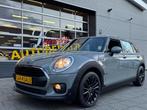 Mini Mini Clubman 1.5 One Pepper II - Panorama dak I Airco I, Auto's, Voorwielaandrijving, Gebruikt, Origineel Nederlands, Handgeschakeld