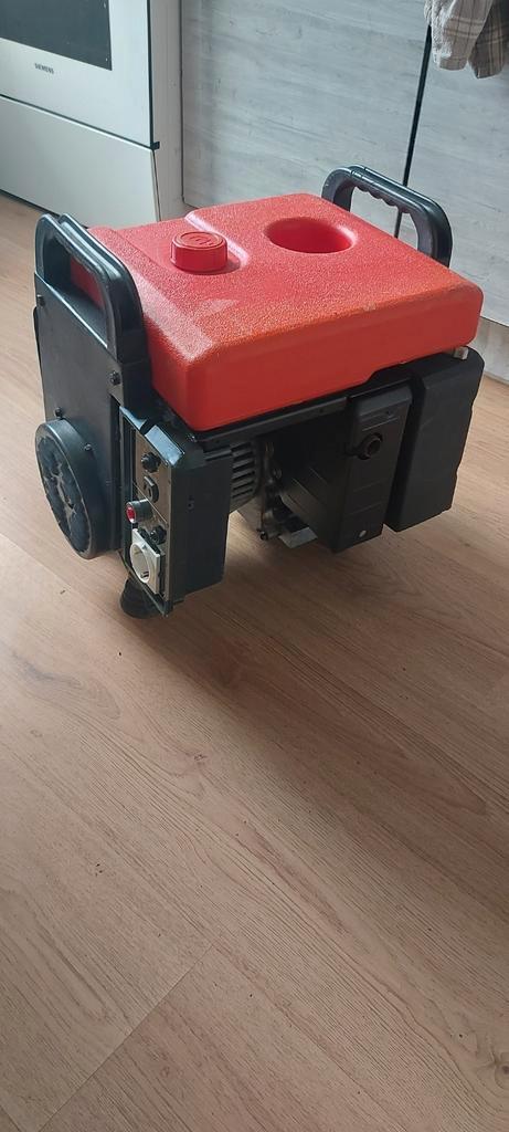 1200 watt agegraat op benzine.pas revisie gedaan, Kinderen en Baby's, Speelgoed | Buiten | Accuvoertuigen, Gebruikt, Ophalen