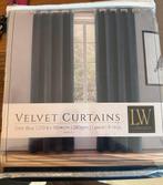 2x Leenbakker LW Velvet Dark Blue Gordijnen - Nieuw!, Ophalen, Nieuw, Blauw, 200 cm of meer
