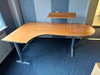 Ruim hoekbureau met opzet stuk, Huis en Inrichting, Ophalen, In hoogte verstelbaar, Gebruikt, Bureau