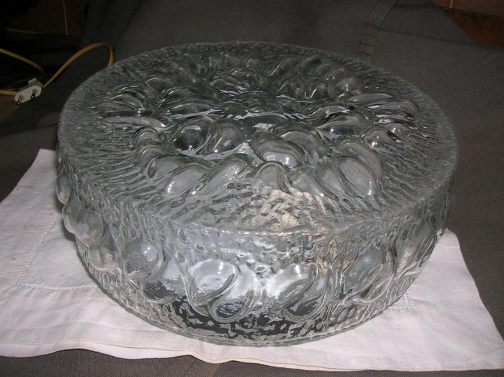 vintage plafonniere glazen schaal doorsnede 24 cm., Antiek en Kunst, Antiek | Lampen, Ophalen of Verzenden