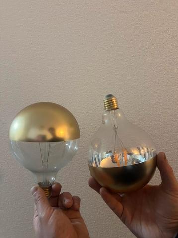 Decoratieve LED-lampen met goudkleurige kap – E27 fitting beschikbaar voor biedingen